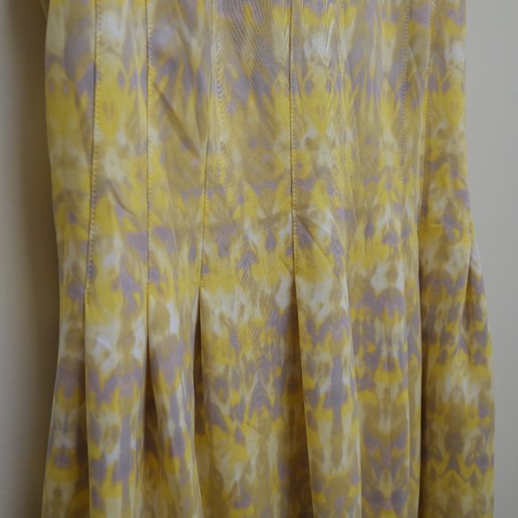 { Calvin Klein Dress } Scuba Fit and Flare Yellow and Gray Dress - Picture 4 of 13